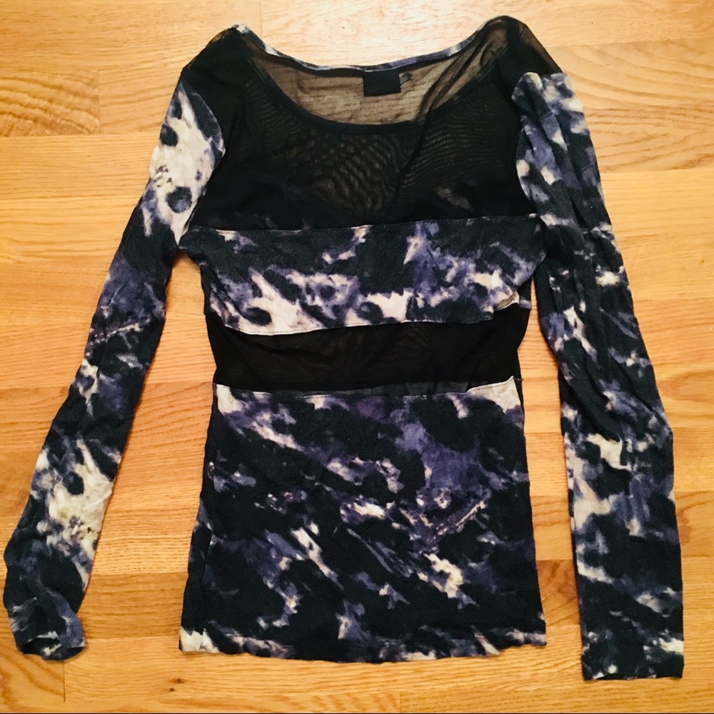 Sparkle & Fade top